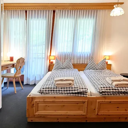 Schoene Im Zentrum Von * St. Moritz