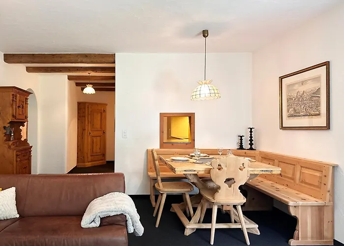 Апартаменты Schoene Im Zentrum Von Санкт-Мориц