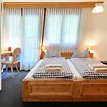 Schoene Im Zentrum Von * St. Moritz