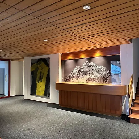 Schoene Im Zentrum Von Apartman St. Moritz